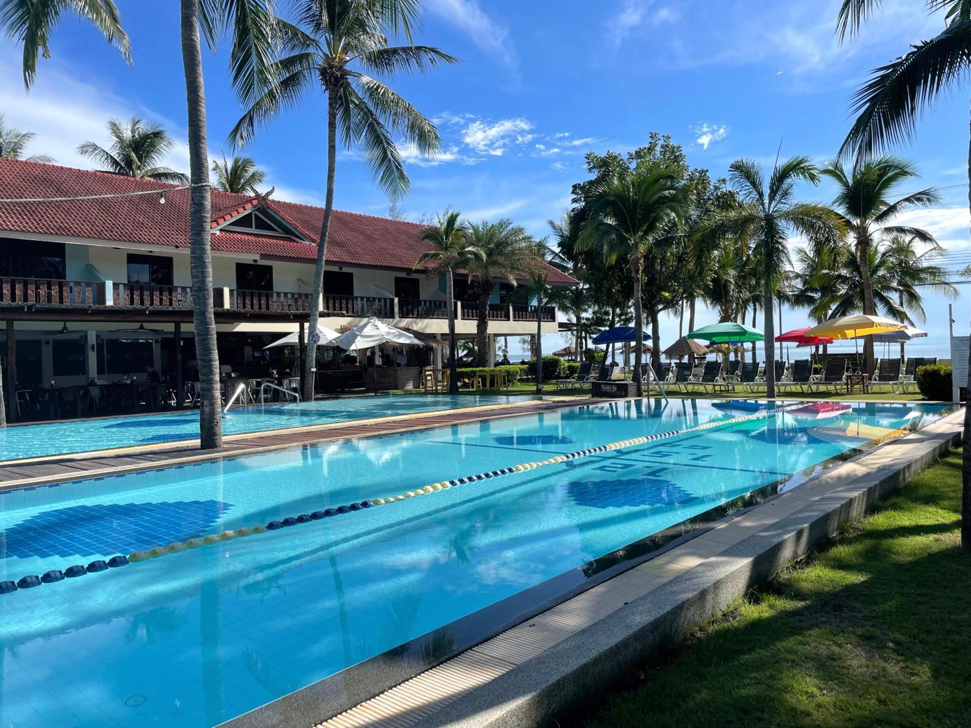 Dolphin Bay Beach Resort Sam Roi Yot Extérieur photo