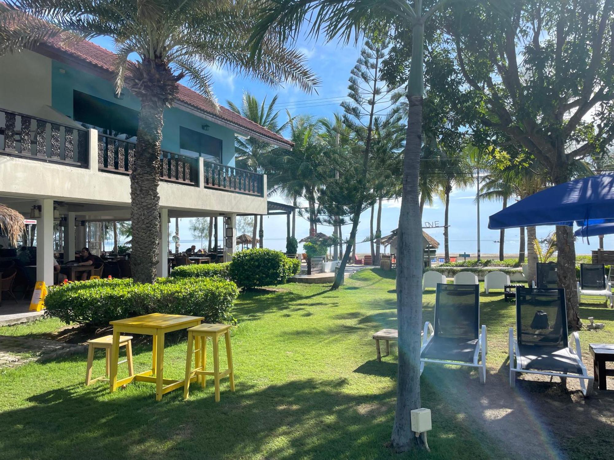 Dolphin Bay Beach Resort Sam Roi Yot Extérieur photo
