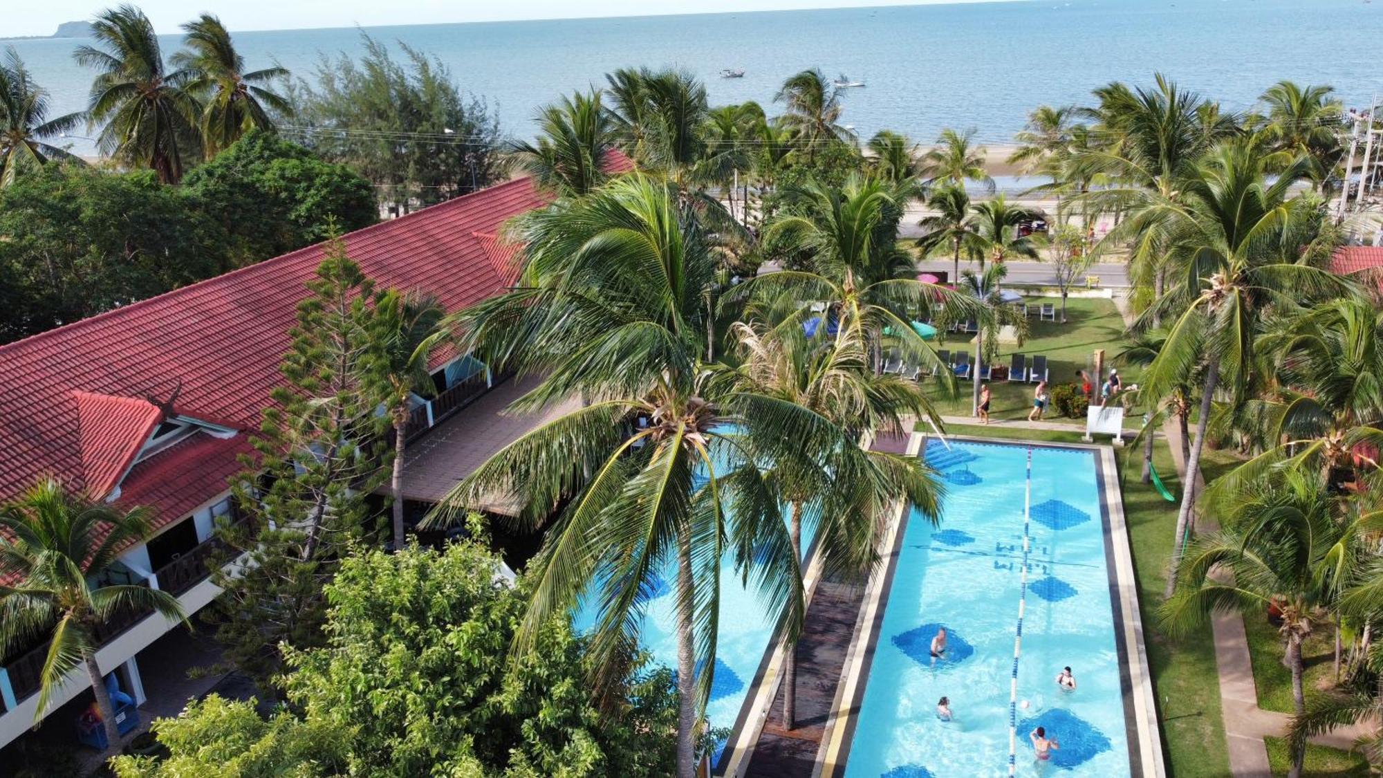 Dolphin Bay Beach Resort Sam Roi Yot Extérieur photo